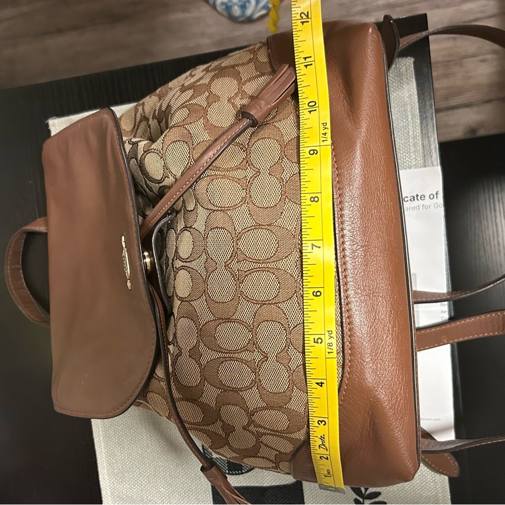 Coach❤️Elle Tan & Brown Signature Canvas And Leather Backpack With COA & Hangtag - Picture 7 of 16